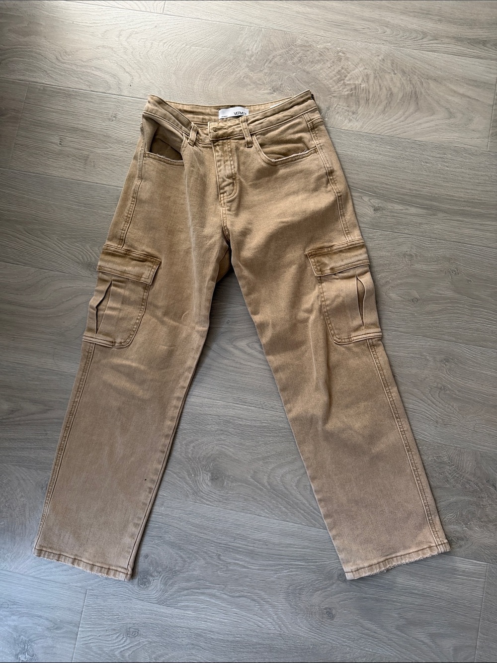 Women’s Cargo Pants in Tan - vervet
